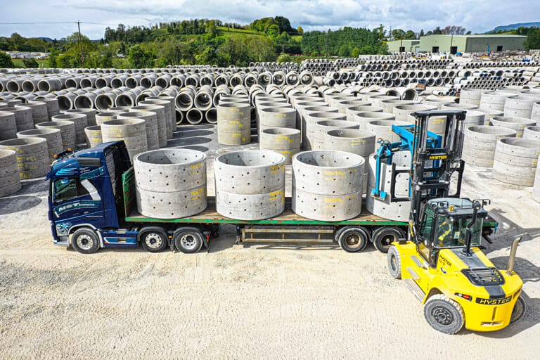 Precast concrete cover slabs