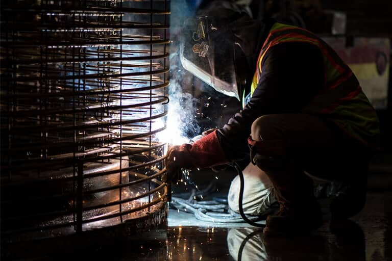 welder-cage